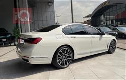 بي ام دبليو الفئة 7